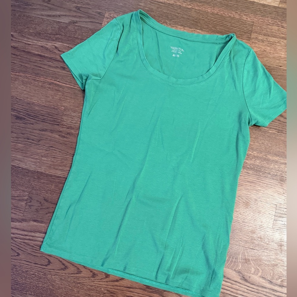 Merona Green Short Sleeve Women's Tee